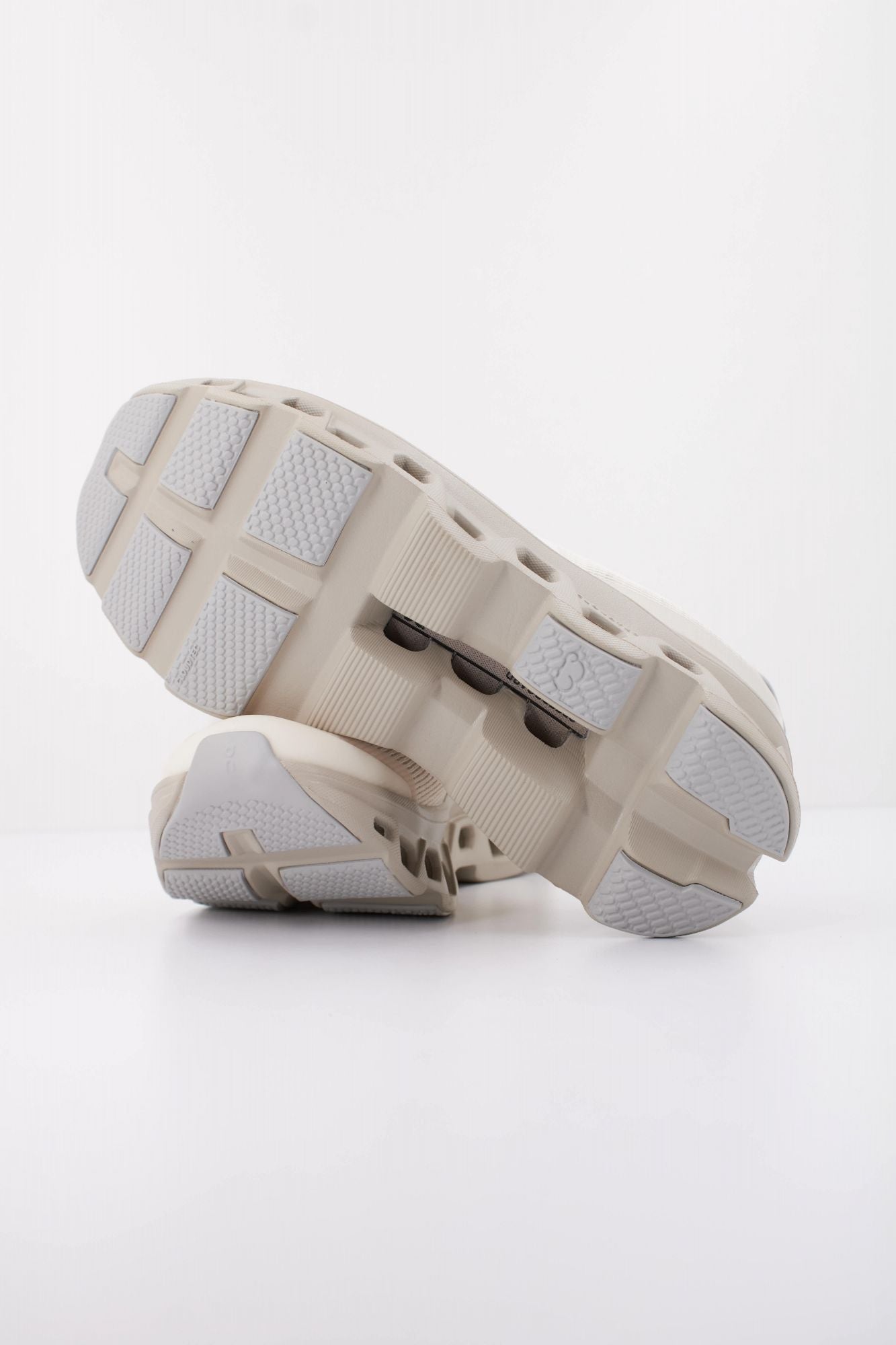 StarMagnific Running Cloudmonster Void Men's Sneakers - Beige