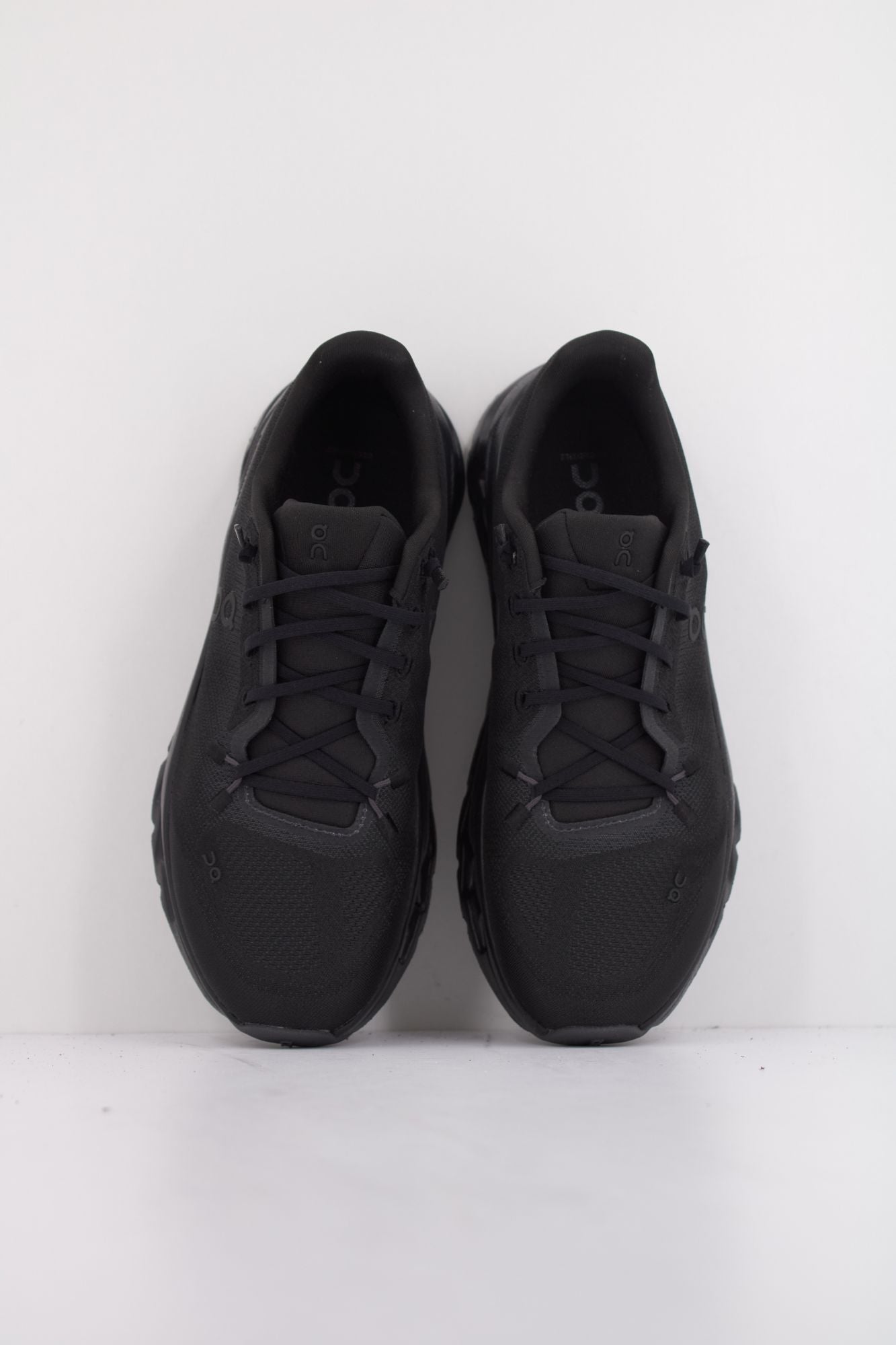 StarMagnific Running Cloudtilt Women's Sneakers - Black