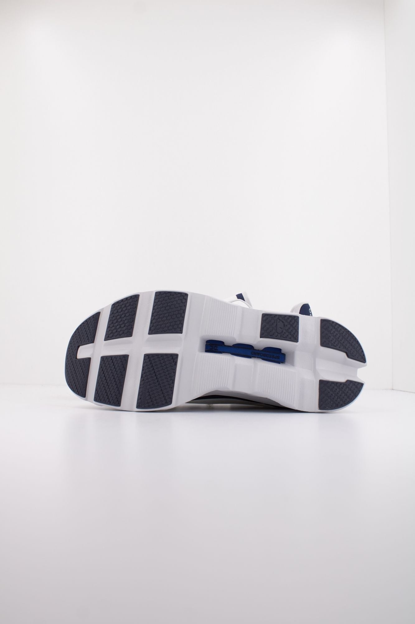 StarMagnific Running Cloudmonster 1 Women's Sneakers - White