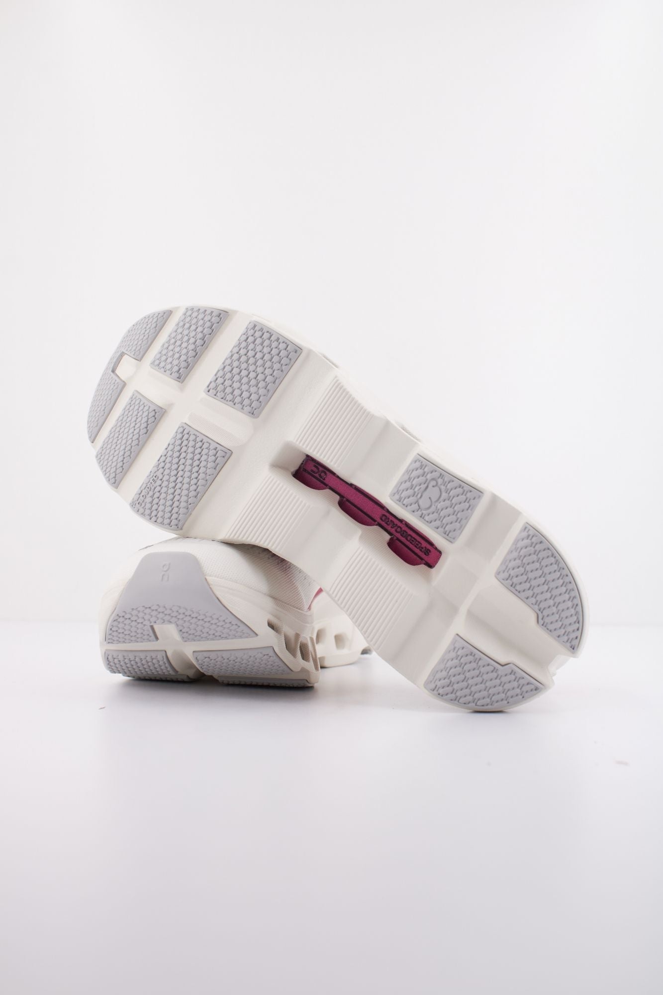 StarMagnific Running Cloudmonster Women's Sneakers - White