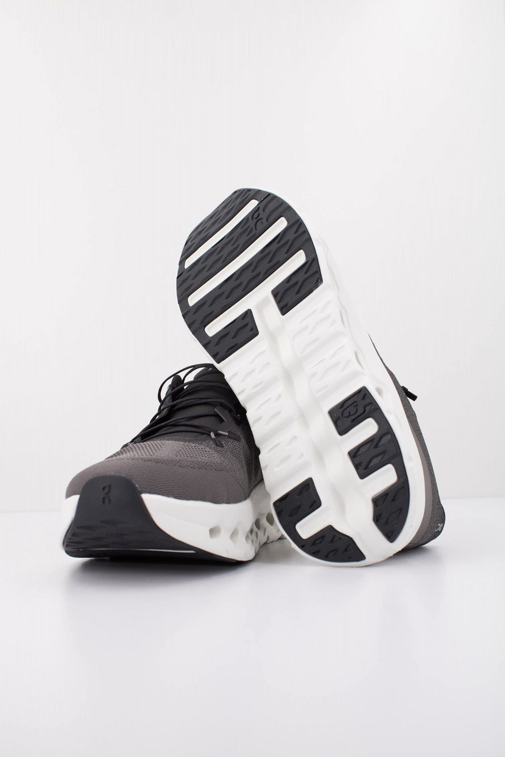 StarMagnific Running Cloudtilt Men's Sneakers - Black