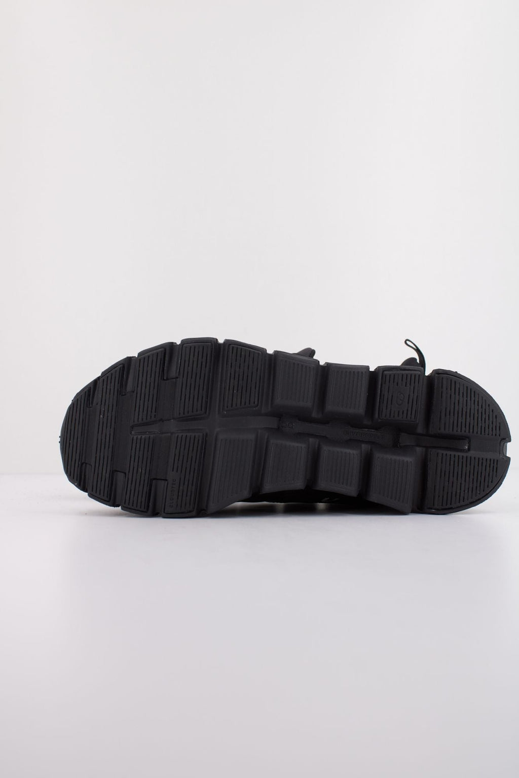 StarMagnific Running Cloud 6 WP Women's Sneakers - Black